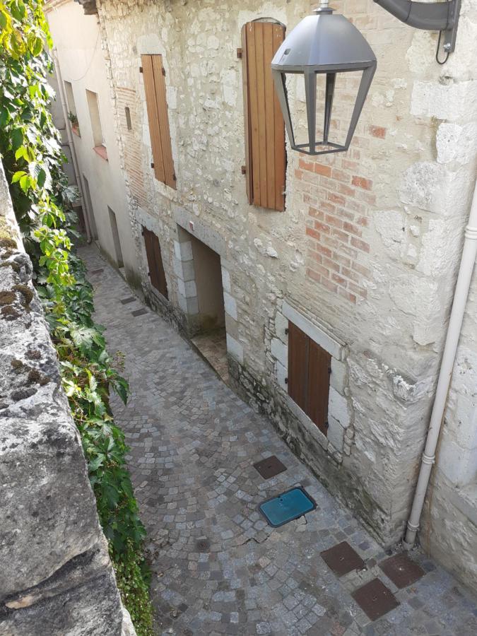 Petit Gite Des Augustins Monflanquin Exteriör bild